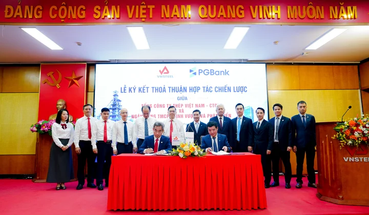 PGBank và VNSTEEL ký kết hợp tác toàn diện, đẩy mạnh tài trợ chuỗi cung ứng