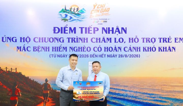 SAIGONBANK trao 70 triệu đồng cho Quỹ "Chung một tấm lòng" - HTV