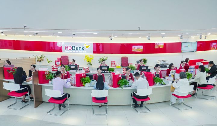 HDBank gia nhập nhóm "ngân hàng triệu tỷ", lợi nhuận 6 tháng vượt 13.200 tỷ đồng