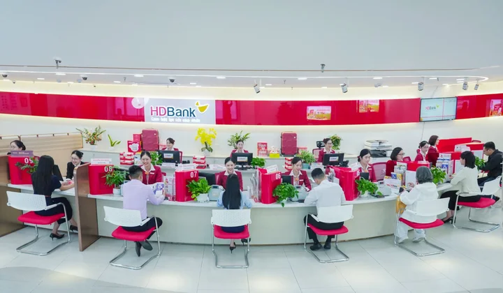 HDBank gia nhập nhóm "ngân hàng triệu tỷ", lợi nhuận 6 tháng vượt 13.200 tỷ đồng