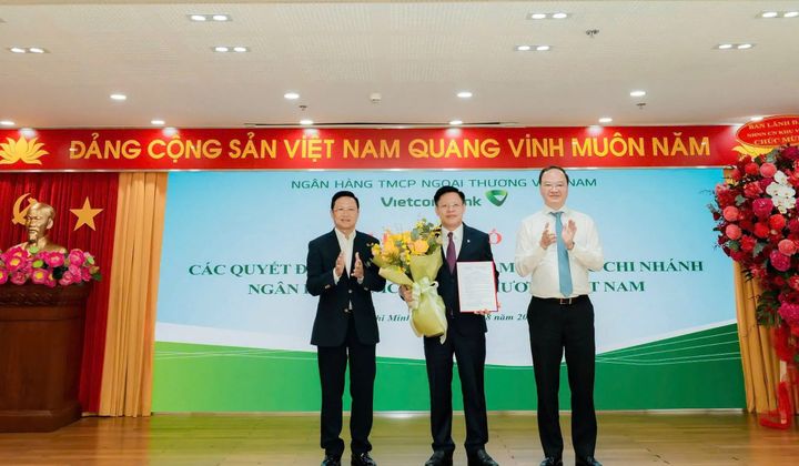 Vietcombank kiện toàn nhân sự giám đốc tại 4 chi nhánh