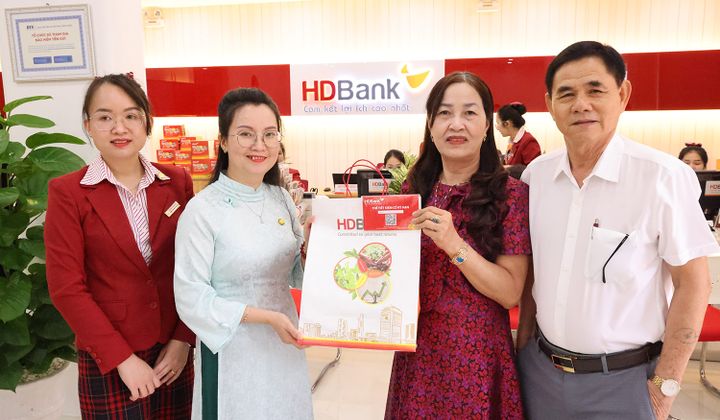HDBank Quảng Ngãi mở rộng điểm phục vụ tại trung tâm Cẩm Thành