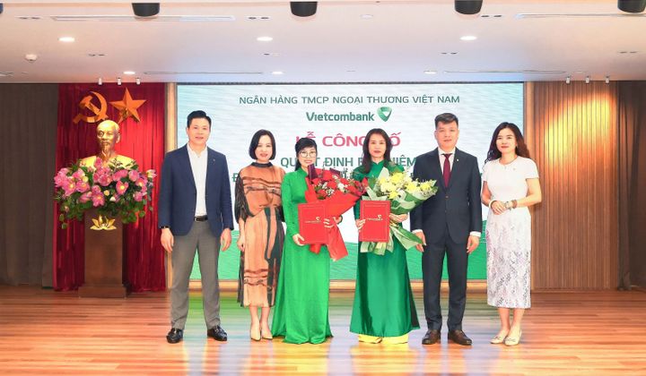 Vietcombank công bố quyết định bổ nhiệm lãnh đạo phòng ban tại Trụ sở chính