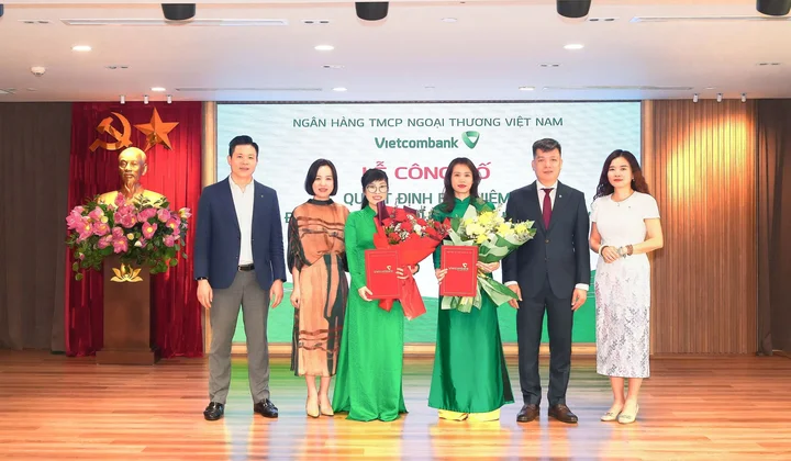 Vietcombank công bố quyết định bổ nhiệm lãnh đạo phòng ban tại Trụ sở chính