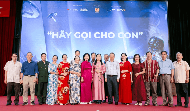 Talkshow "Hãy gọi cho con" cùng BIDV xây dựng lớp phòng vệ tài chính vững chắc cho mọi gia đình
