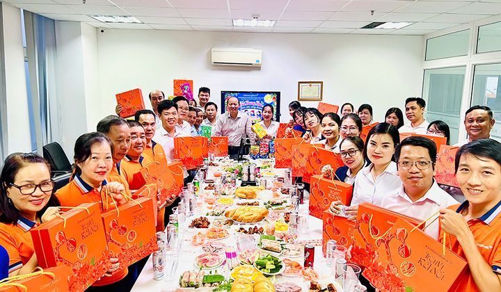 KienlongBank tổ chức “Bữa cơm Công đoàn” gắn kết người lao động