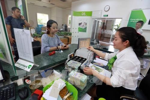 Vietcombank Lào thông báo tuyển dụng 10 vị trí chuyên viên nghiệp vụ