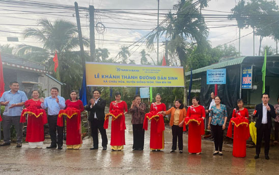 30 năm Nam A Bank “nối nhịp cầu hạnh phúc” đến cộng đồng