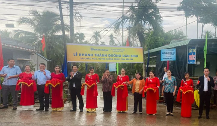 30 năm Nam A Bank “nối nhịp cầu hạnh phúc” đến cộng đồng