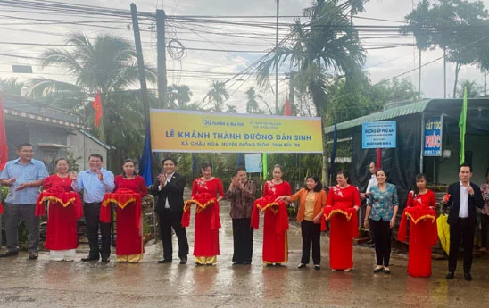30 năm Nam A Bank “nối nhịp cầu hạnh phúc” đến cộng đồng