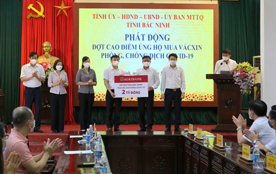 Agribank hỗ trợ công tác phòng, chống dịch Covid-19 tỉnh Bắc Ninh 3,5 tỷ đồng
