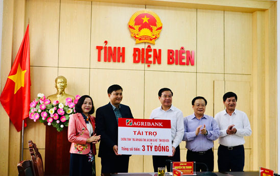 Agribank ủng hộ 3 tỷ đồng chương trình “Mái ấm nghĩa tình, an sinh xã hội” tại tỉnh Điện Biên