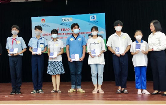 BIDV dành gần 3 tỷ đồng hỗ trợ 112 trẻ em mồ côi do dịch Covid-19