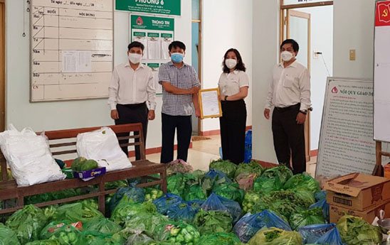 Bưu điện tỉnh Phú Yên hỗ trợ tiêu thụ rau xanh cho nông dân Ngọc Lãng