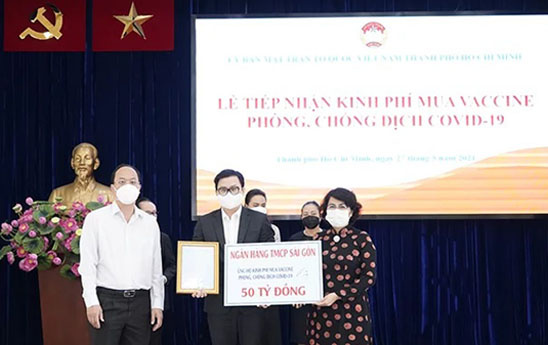 SCB ủng hộ 50 tỷ đồng mua vắc xin phòng chống dịch Covid-19