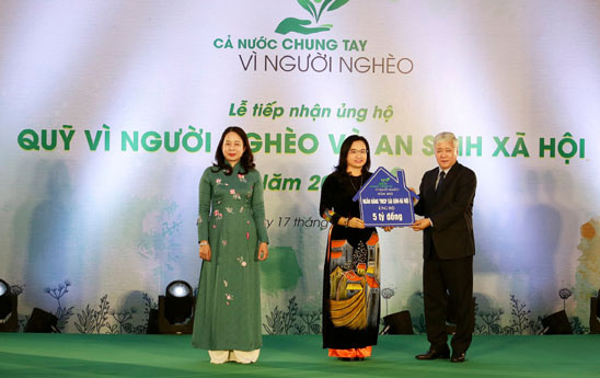 SHB chung tay ủng hộ Quỹ “Vì người nghèo” 2022