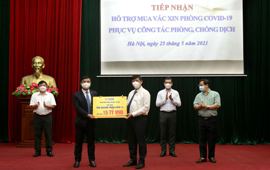 SHB ủng hộ 15 tỷ đồng mua vaccine phòng Covid-19