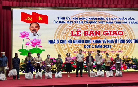 Saigonbank mang Tết đến với người nghèo tỉnh Sóc Trăng