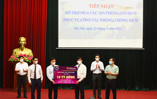 TPBank và DOJI hỗ trợ chương trình vaccine phòng Covid-19 của Chính phủ