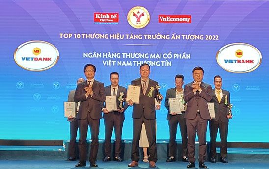 Vietbank vào Top 10 thương hiệu tăng trưởng ấn tượng 2022