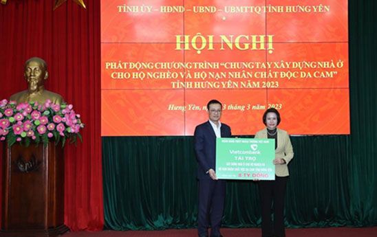 Vietcombank tài trợ 8 tỷ đồng an sinh xã hội tại Hưng Yên