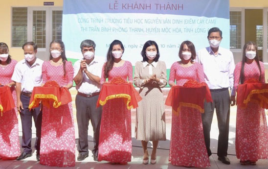 Vietcombank tài trợ kinh phí xây dựng công trình Trường Tiểu học Nguyễn Văn Dinh