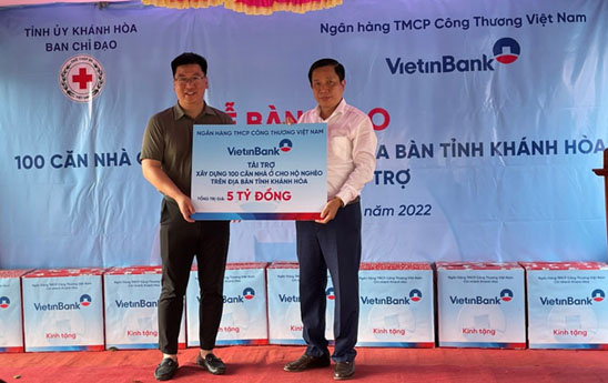 VietinBank bàn giao 100 nhà đại đoàn kết tại tỉnh Khánh Hòa