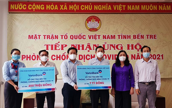 VietinBank hỗ trợ tỉnh Bến Tre 7,2 tỷ đồng phòng, chống dịch COVID-19