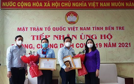 VietinBank tiếp tục dành hơn 27 tỷ đồng hỗ trợ các tỉnh phía Nam phòng, chống dịch COVID-19