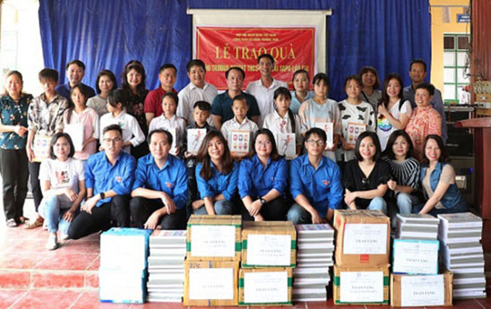 Cán bộ, đoàn viên Cơ quan Thường trực sôi nổi với hoạt động an sinh