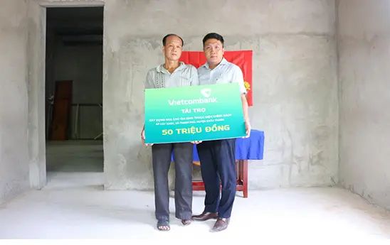 Vietcombank tặng nhà tình nghĩa cho gia đình thương binh