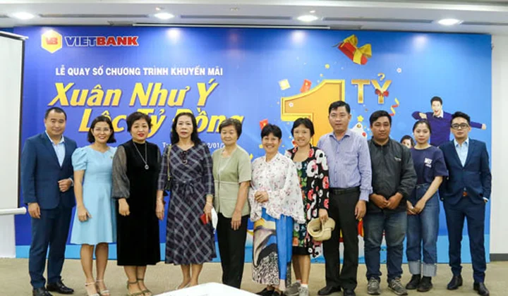 76 khách hàng gửi tiền tại Vietbank trúng thưởng hàng tỷ đồng