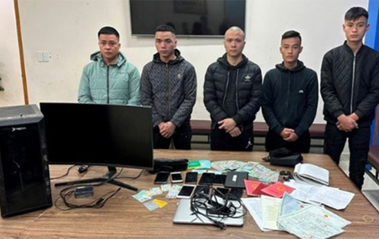 Bắt 5 đối tượng cho vay nặng lãi tới 405%