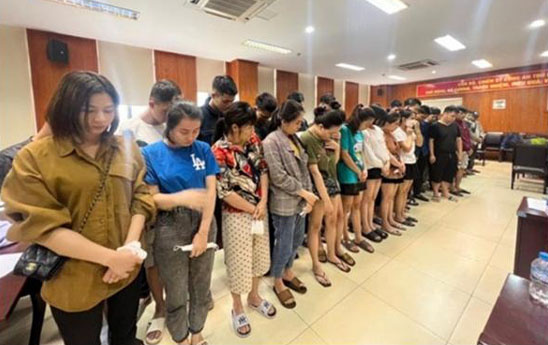 Đường dây tín dụng đen xuyên quốc gia có gần 1 triệu tài khoản vay tiền