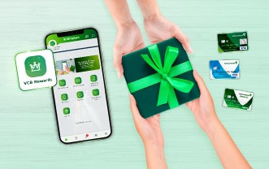 VCB Rewards tặng 100.000 điểm thưởng cho khách hàng tham gia khảo sát
