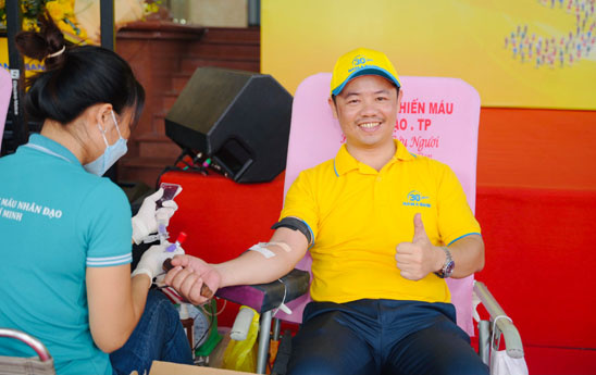Nam A Bank hiến gần 700 đơn vị máu tại ngày hội đỏ 2022