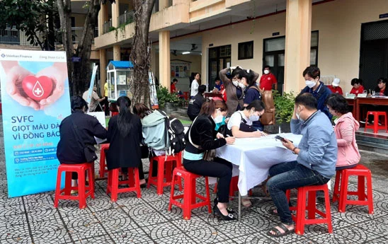 Shinhan Finance tích cực tham gia chương trình “Giọt máu đào vì đồng bào” tại TP. Đà Nẵng