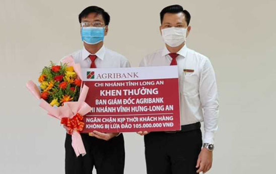 Thoát khỏi “cú lừa” hơn 100 triệu nhờ sự cảnh giác của giao dịch viên Agribank