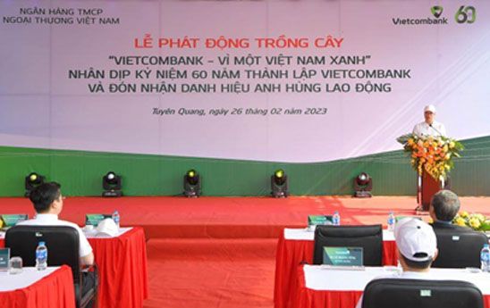 Vietcombank phát động chương trình trồng 60 nghìn cây xanh