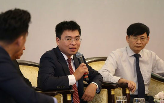 Cần sớm luật hóa xử lí nợ xấu, thành lập thị trường mua bán nợ chính thống