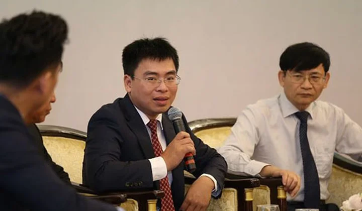 Cần sớm luật hóa xử lí nợ xấu, thành lập thị trường mua bán nợ chính thống