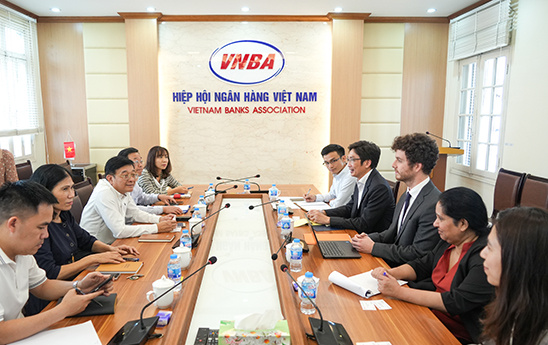 Tổng Thư ký tiếp đoàn công tác của Ngân hàng Thế giới