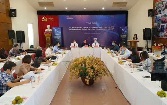 Tọa đàm trực tuyến“Nợ xấu trong đại dịch COVID-19 - Giải pháp hỗ trợ ngành Ngân hàng và cộng đồng doanh nghiệp”