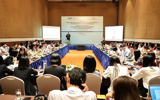 Hoàn thiện khung pháp lý cho nghiệp vụ bao thanh toán và chiết khấu tại Việt Nam