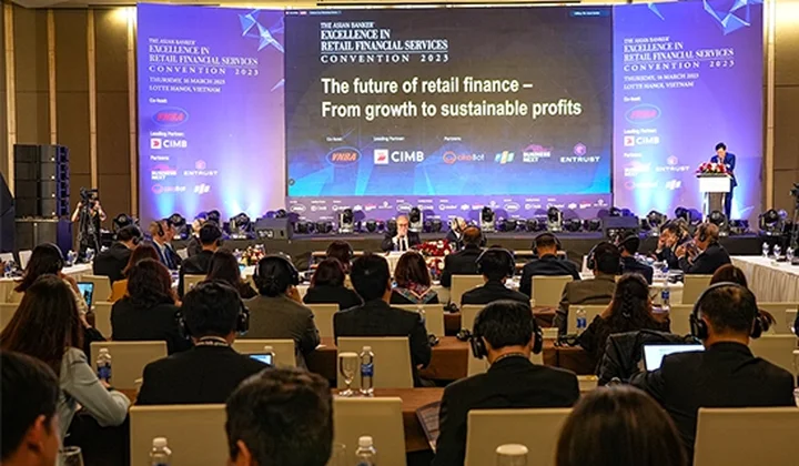 Hội nghị "Dịch vụ Tài chính Bán lẻ xuất sắc năm 2023"