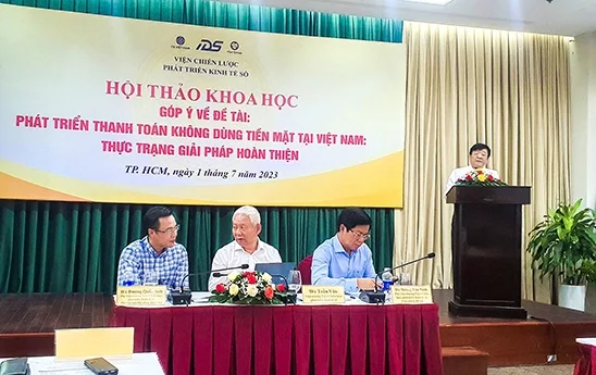 Cơ hội, thách thức trong chuyển đổi số của hệ thống ngân hàng góp phần đẩy nhanh tiến trình thanh toán không dùng tiền mặt