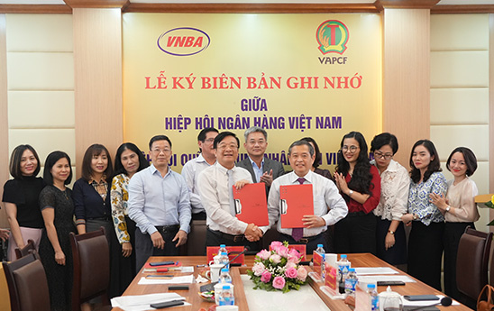 Hiệp hội Ngân hàng Việt Nam và Hiệp hội Quỹ Tín dụng nhân dân Việt Nam ký kết biên bản ghi nhớ hợp tác