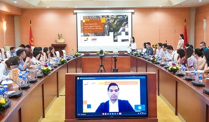 Thúc đẩy “tài chính xanh” trong ngành dịch vụ tài chính Việt Nam