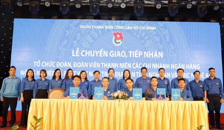 Đảng ủy Agribank hoàn thành kế hoạch tiếp nhận các tổ chức đảng và đảng viên trực thuộc
