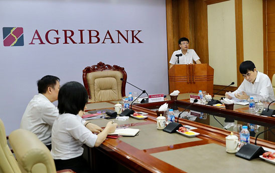 Agribank tổ chức Hội nghị tập huấn toàn hệ thống nghiệp vụ mở và sử dụng tài khoản trực tuyến